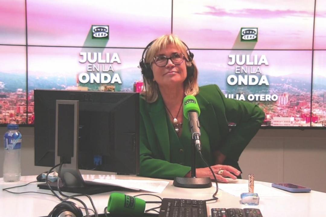 Julia Otero se refiere en estos términos a los que pitan a Pedro ...