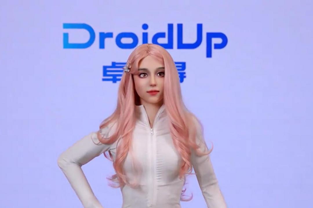 Adiós a los robots torpes: Moya camina con un 92% de precisión humana y ...