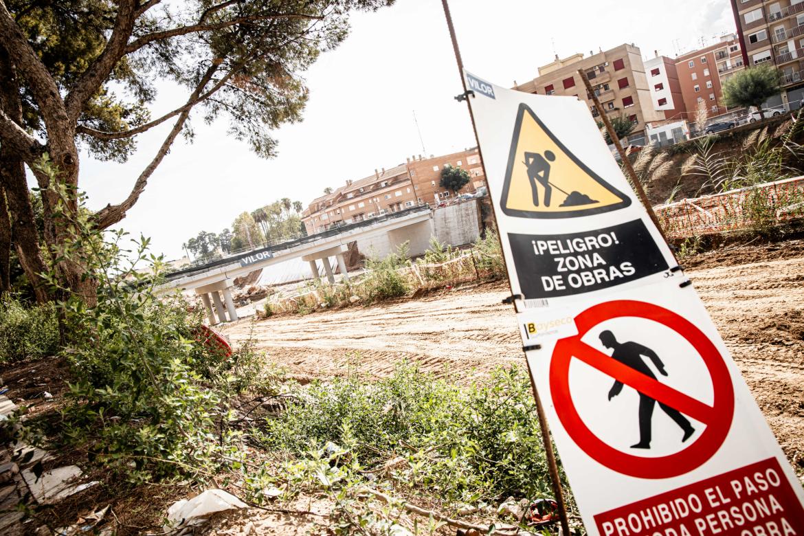 El barranco del Poyo en obras un año después del desborde.