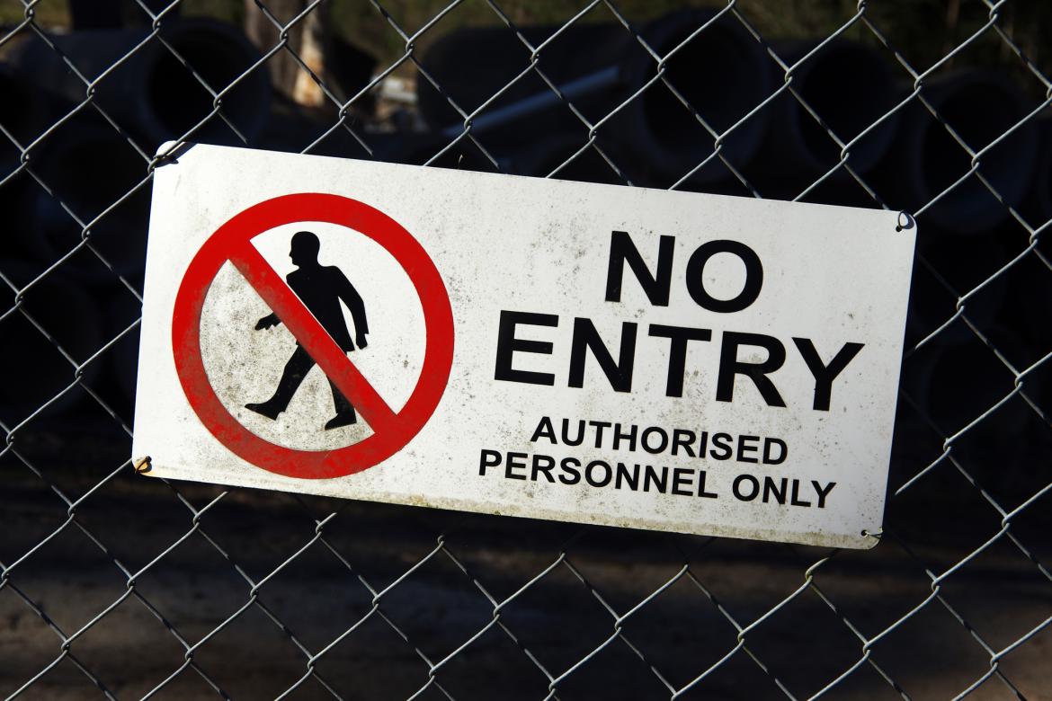 <<enter caption here>>