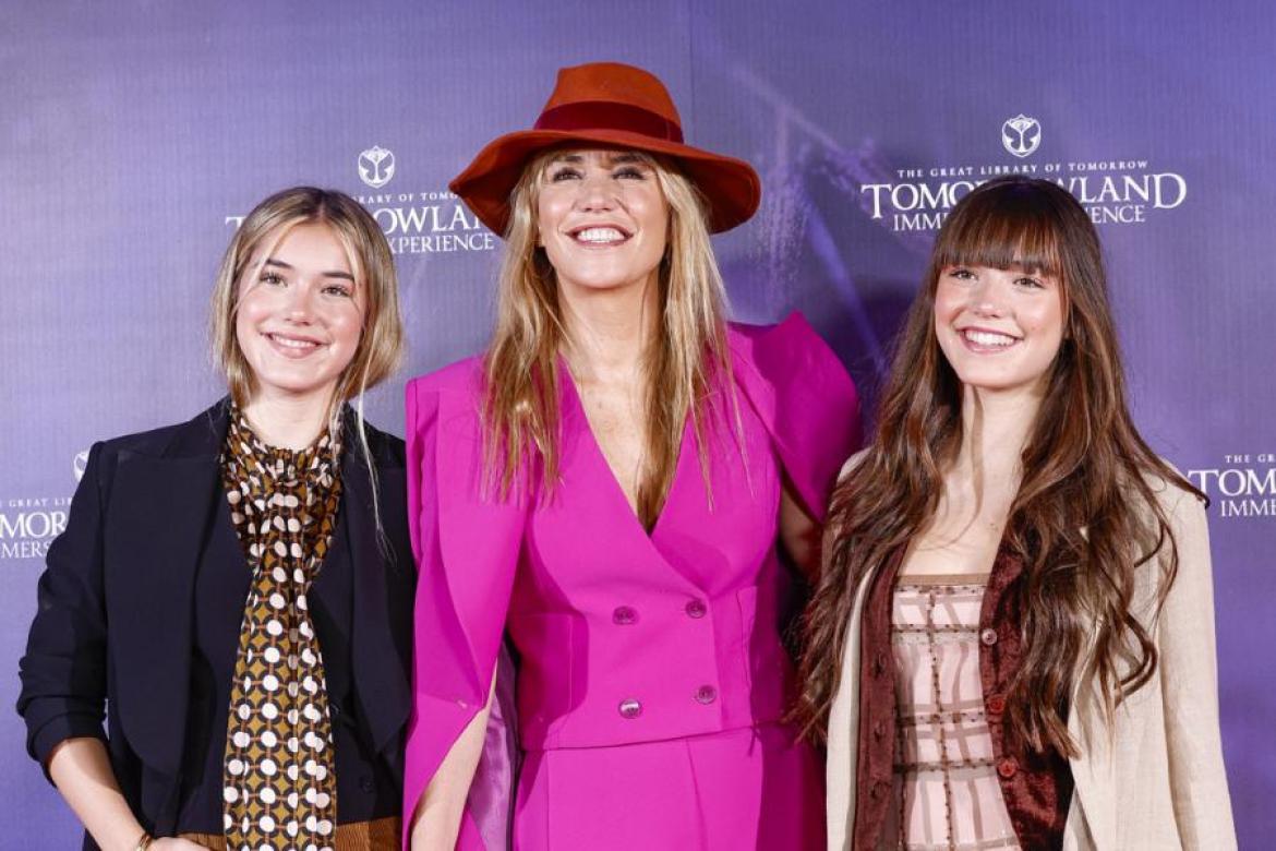 Raquel Meroño, con sus hijas Daniela y Martina