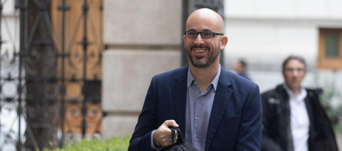 Nacho Álvarez, con una cartera que ahora aspira a ser mayor