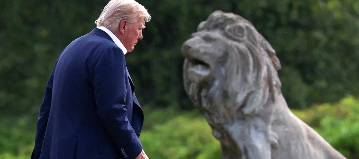 El presidente de Estados Unidos, Donald Trump, en los jardines de la Casa Blanca