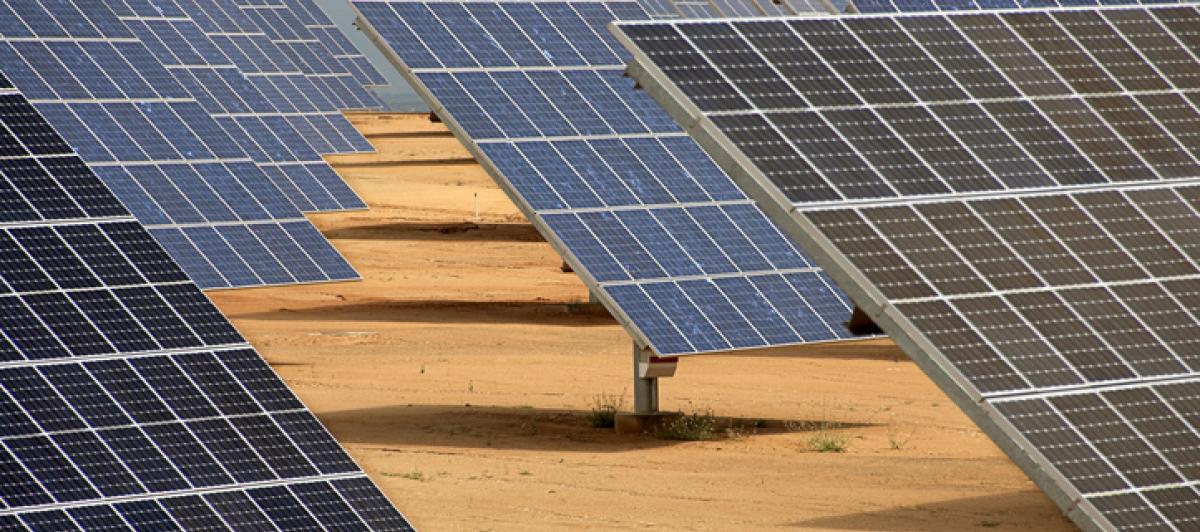 Paneles solares en España.
