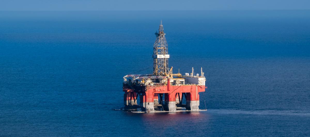 Una planta petrolífera inspecciona los fondos del Atlántico en busca de crudo.