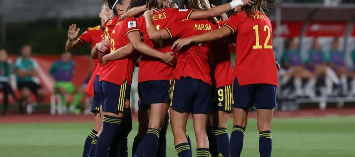 La selección de fútbol femenino.