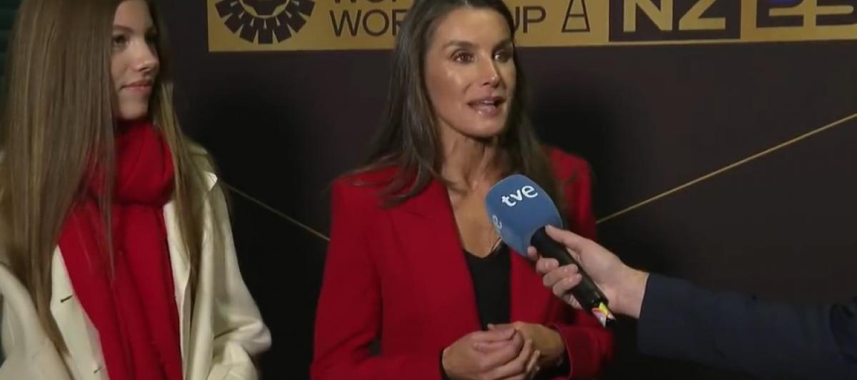 La reina Letizia y la infanta Sofía en 'TVE'.