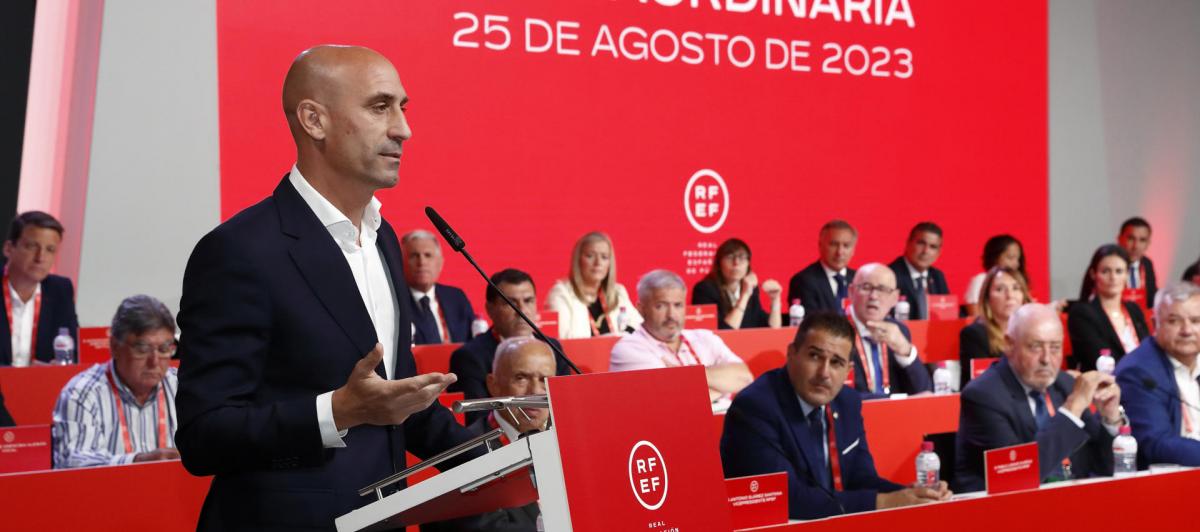 Reacciones a las declaraciones de Luis Rubiales en directo