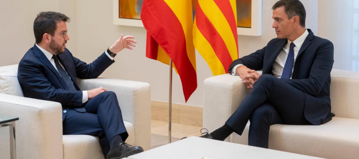 Imagen de archivo de un encuentro del presidente del Gobierno, Pedro Sánchez, y el presidente de la Generalitat, Pere Aragonès, en Moncloa.