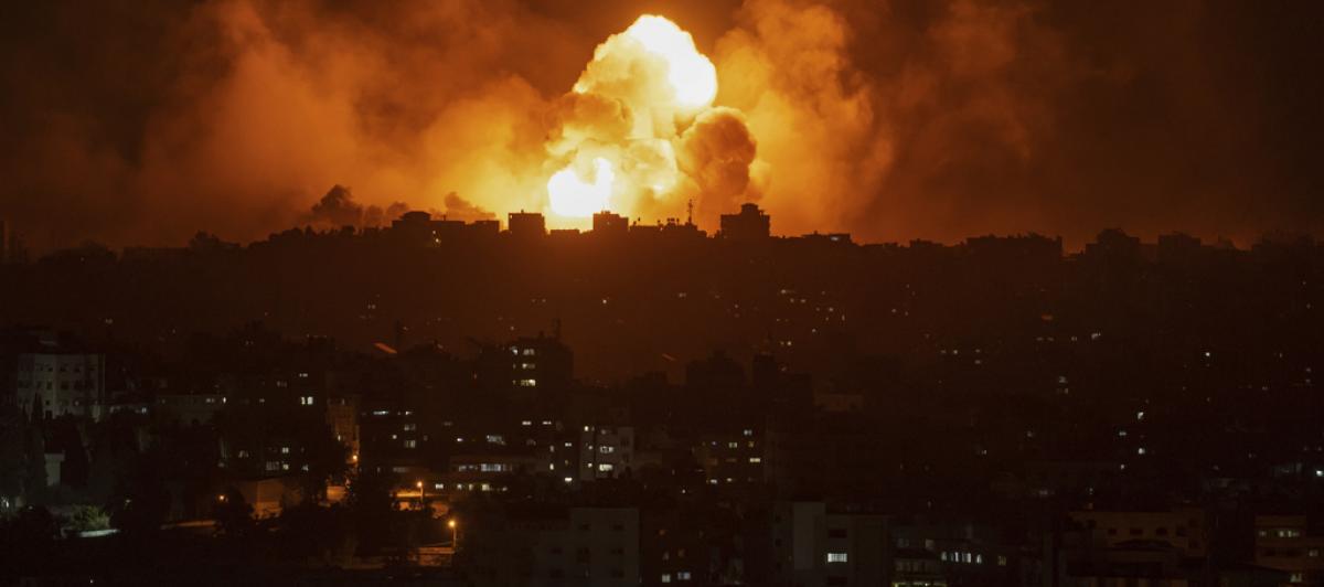 Bombardeo israelí en Gaza como respuesta al ataque sorpresa de Hamás.