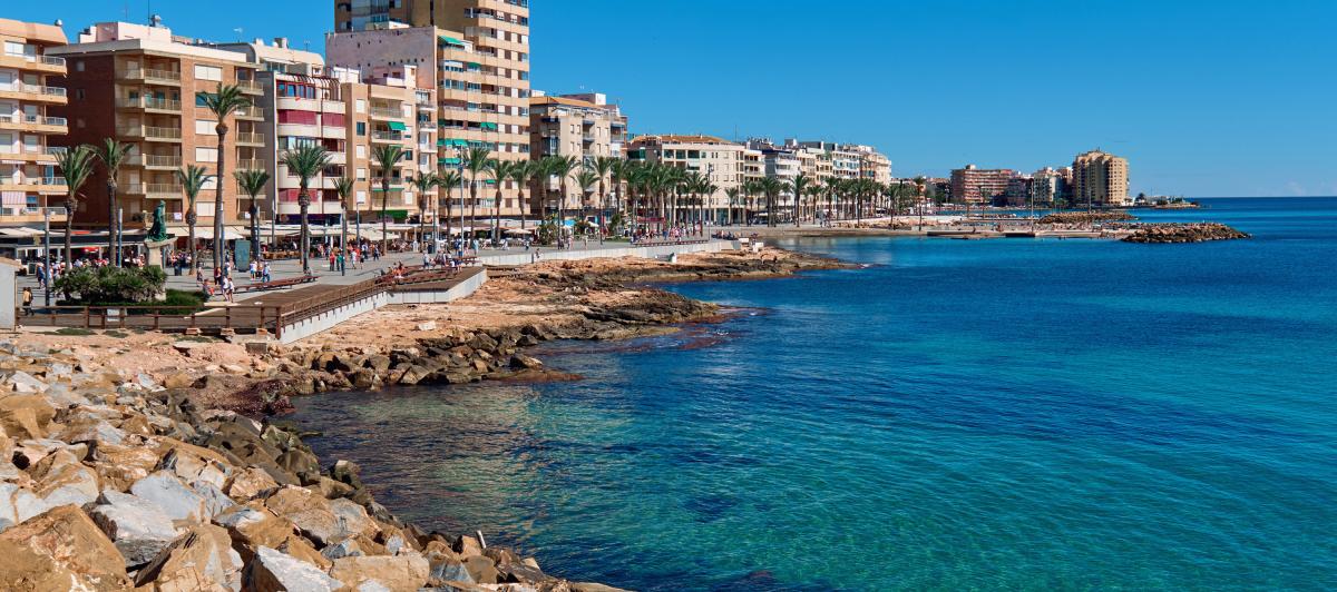 Vista de Torrevieja (Alicante) donde se ha vendido el primer premio de la Lotería Nacional de hoy jueves 25 de enero