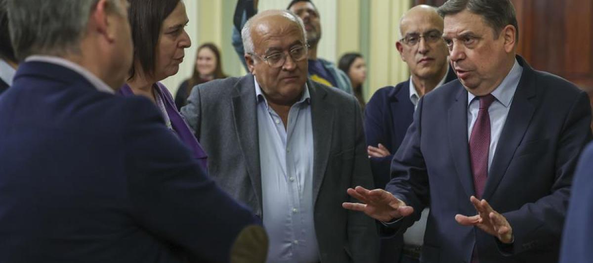 El ministro Luis Planas, con las principales organizaciones