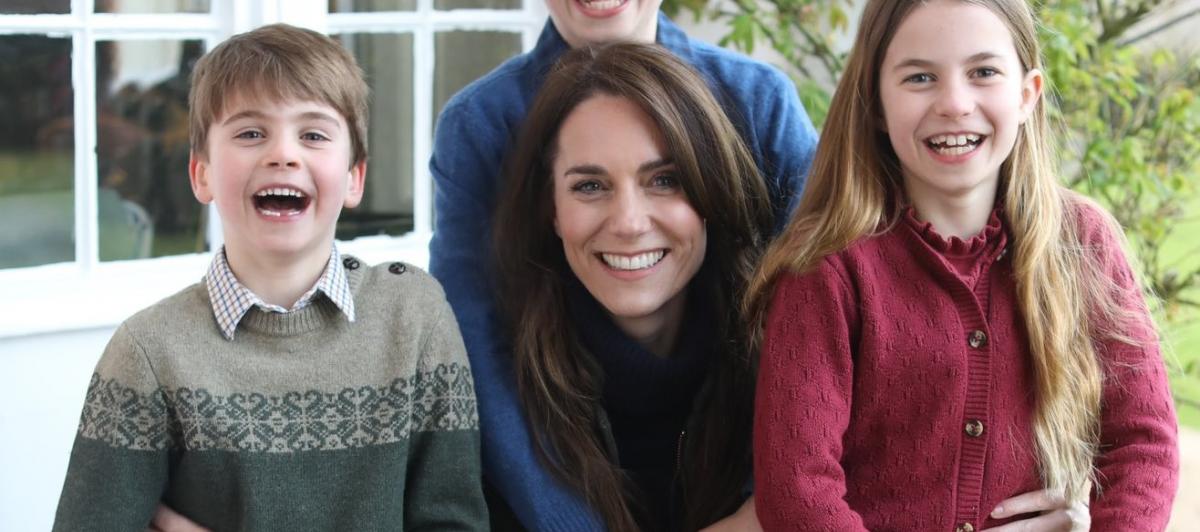 Kate Middleton con sus hijos.