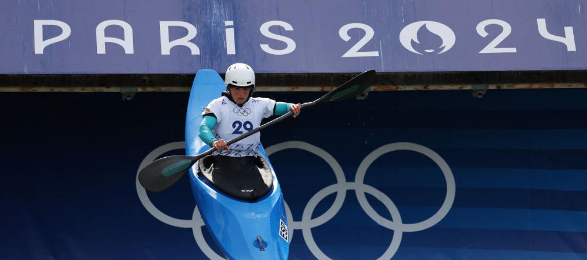 Miren Lazkano, en los entrenamientos de Kayak Cross en París