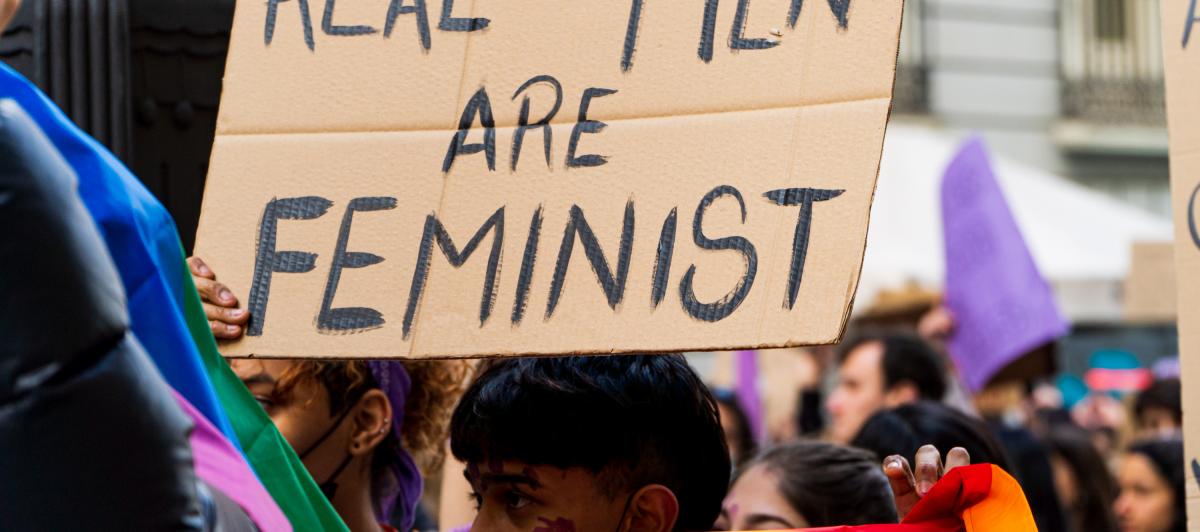 Imagen de archivo de una pancarta vista en la manifestación del 8M en Madrid.