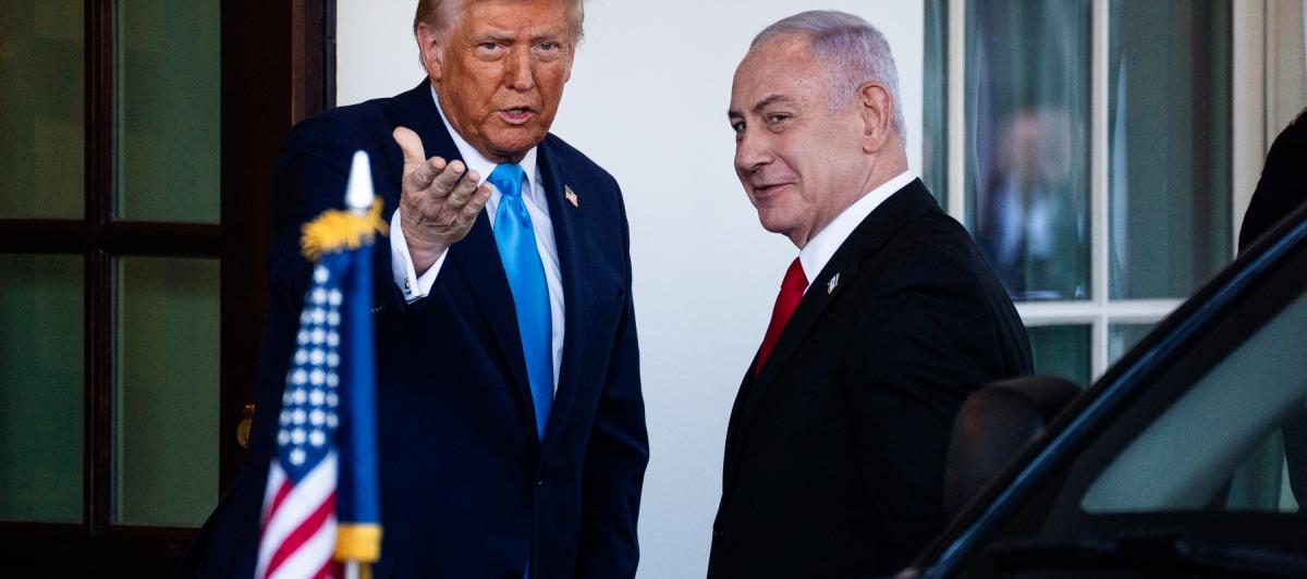 El presidente de EEUU, Donald Trump, recibe al primer ministro israelí, Benjamin Netanyahu, en la Casa Blanca; en una imagen de archivo.