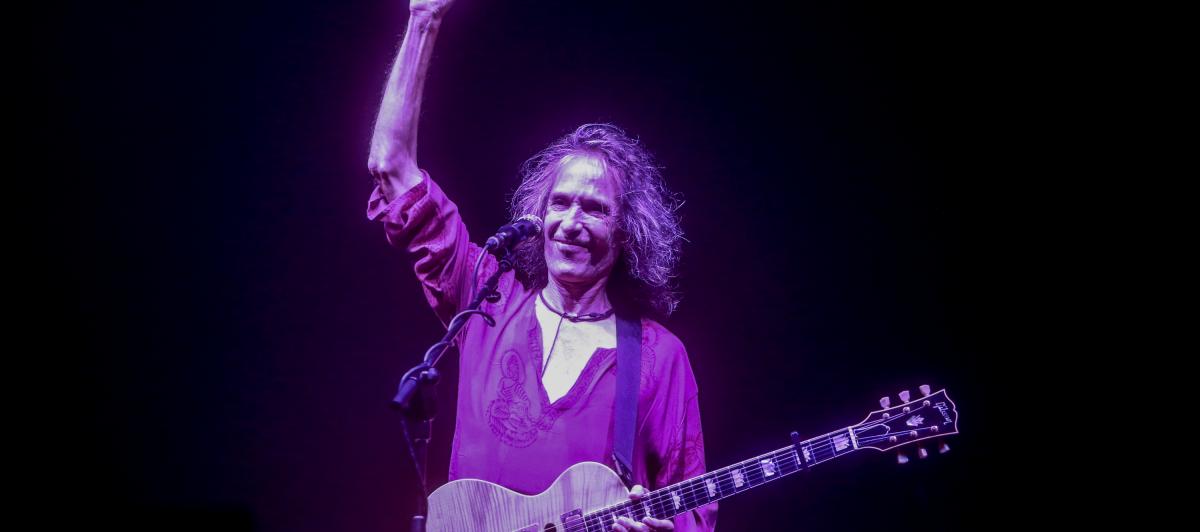 El líder y cantante de Extremoduro, Robe Iniesta, ha fallecido a los 63 años.