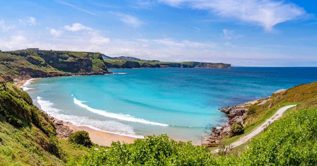 Playa de los Locos en Suances, Cantabria.