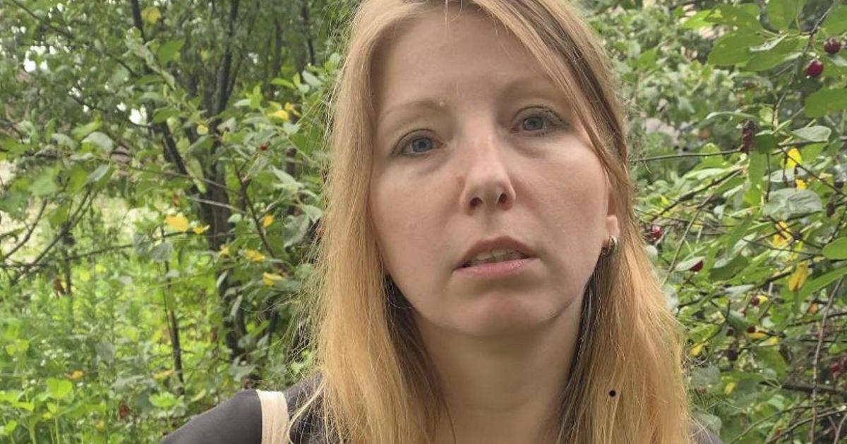 Fotografía de archivo de la escritora ucraniana Victoria Amelina