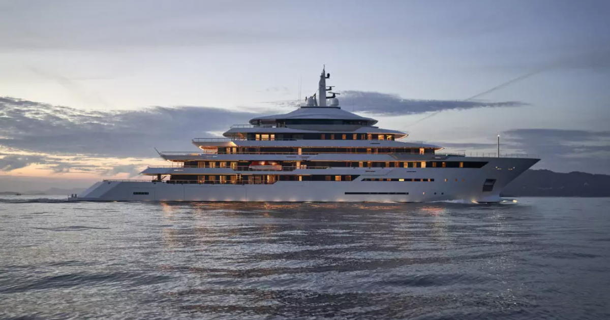 El yate de lujo Renaissance, en la ría de Vigo
