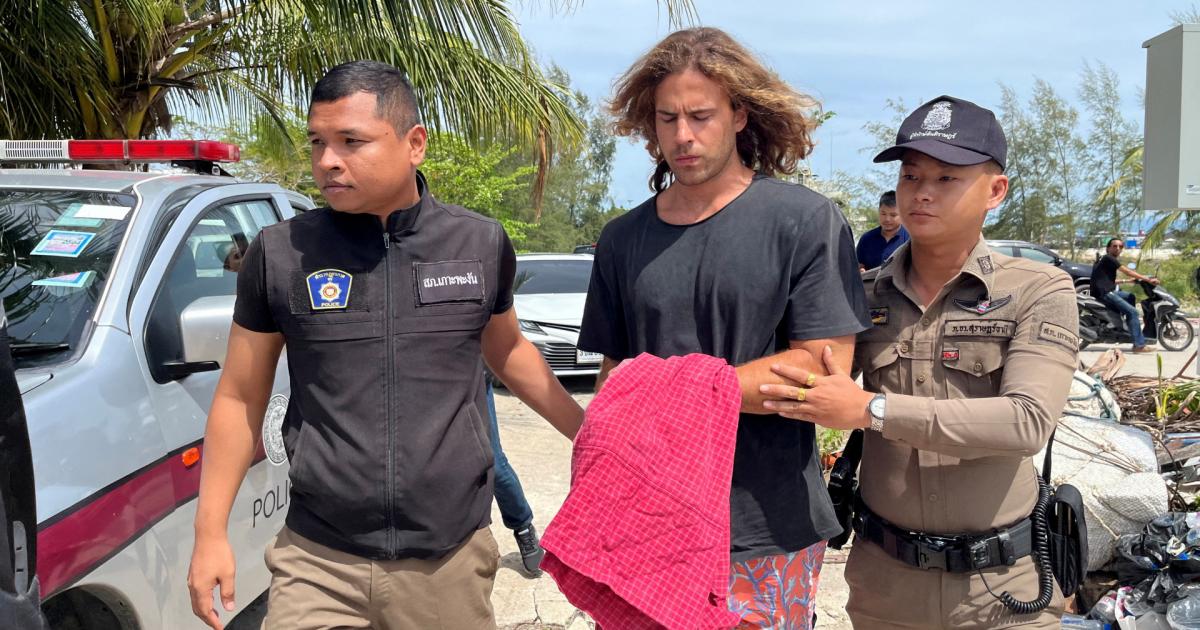 Foto de archivo de Daniel Sancho siendo detenido en Tailandia.