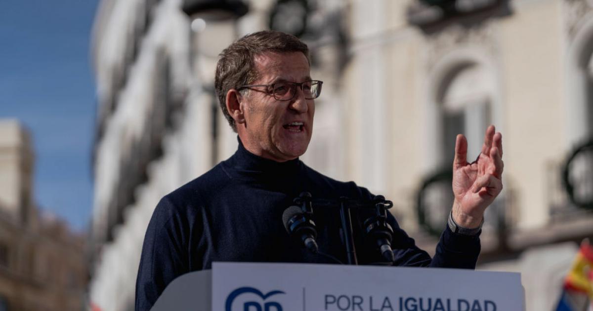 Núñez Feijóo, en la protesta contra la amnistía en la Puerta del Sol el domingo 12 de noviembre