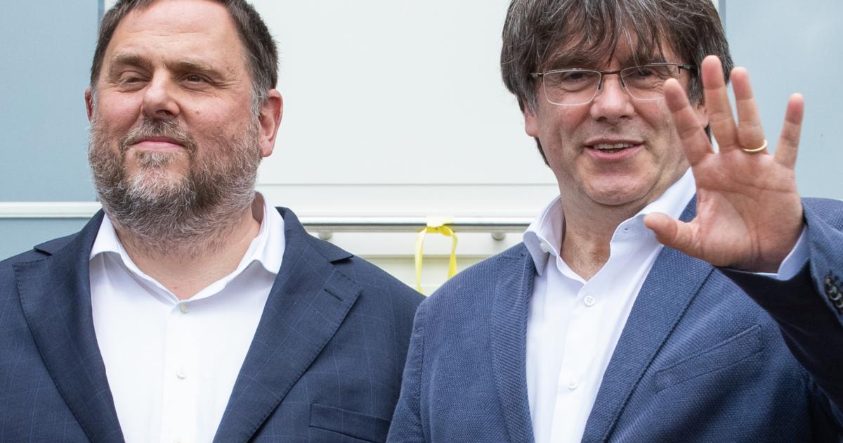 Foto de archivo de Oriol Junqueras y Carles Puigdemont.