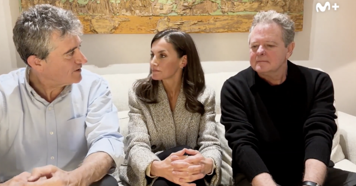 La reina Letizia junto al dúo Gomaespuma.