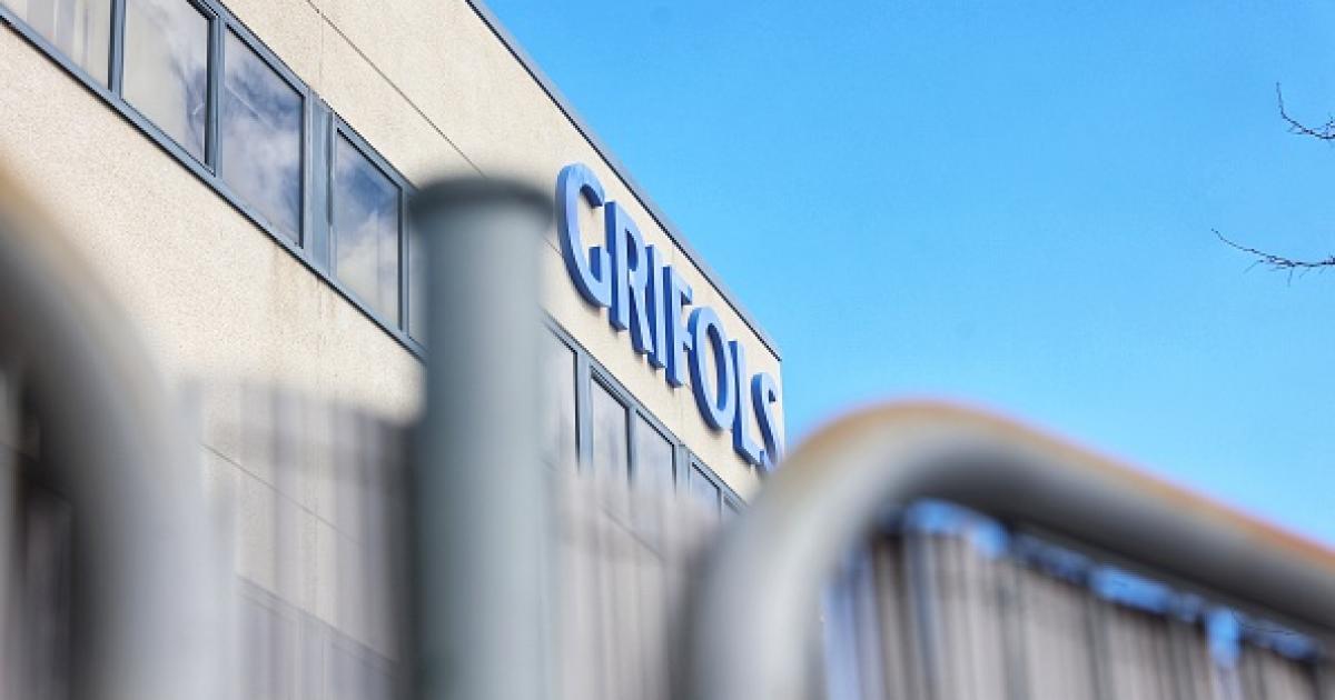 Fachada de la sede de Grifols, en Coslada (Madrid).