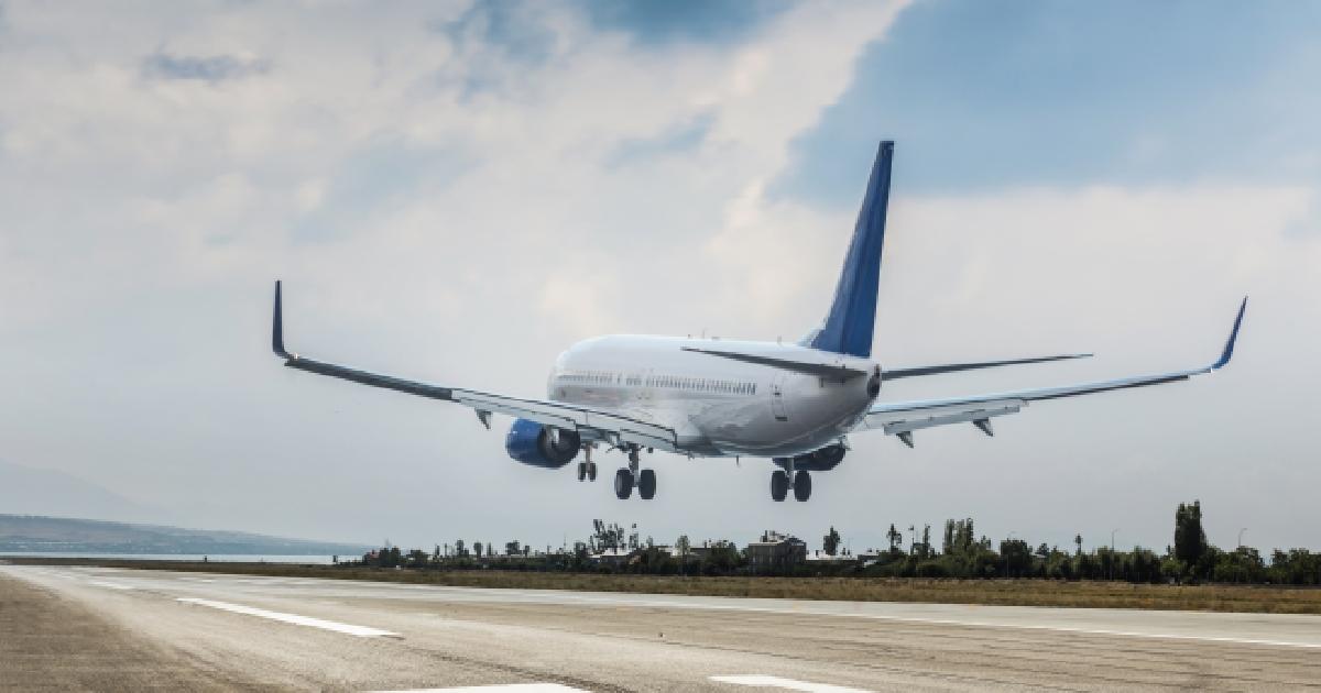 Pista de aterrizaje de un aeropuerto.