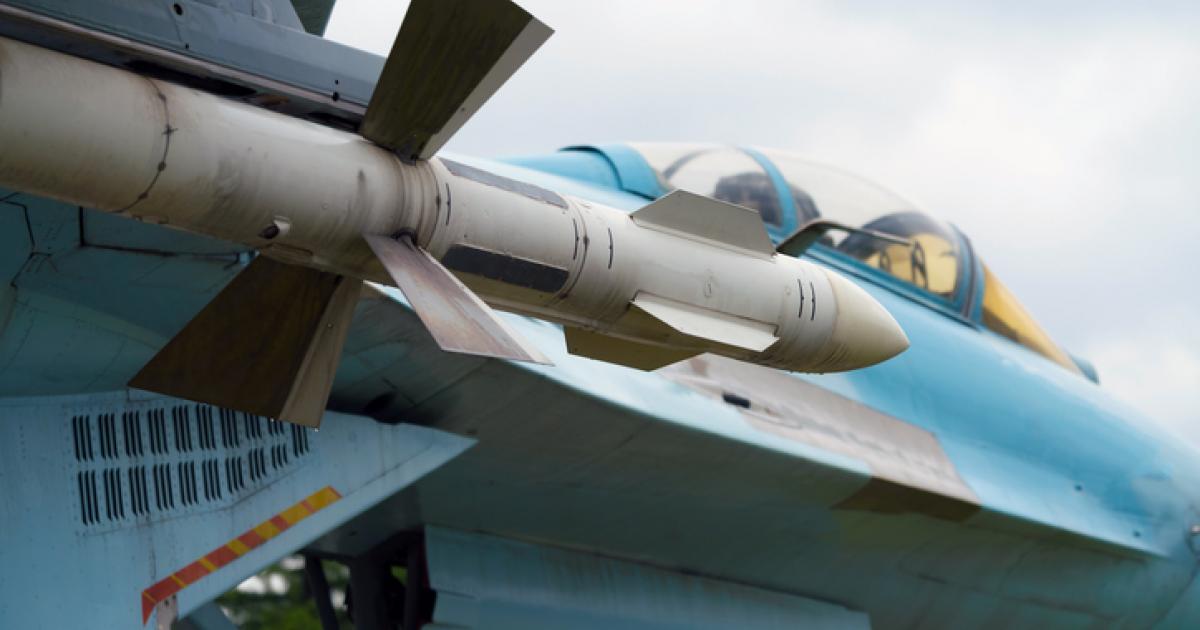 Imagen de archivo de un misil de crucero ruso, cargado en un caza.