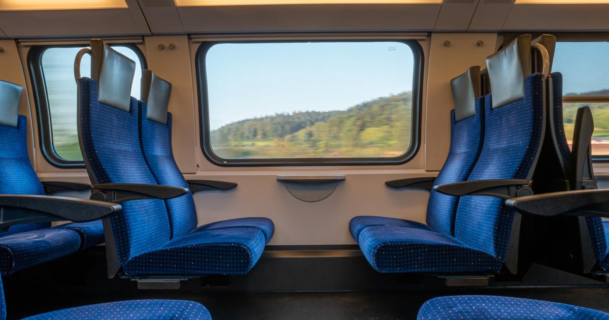 Imagen de archivo del interior de un vagón de tren.