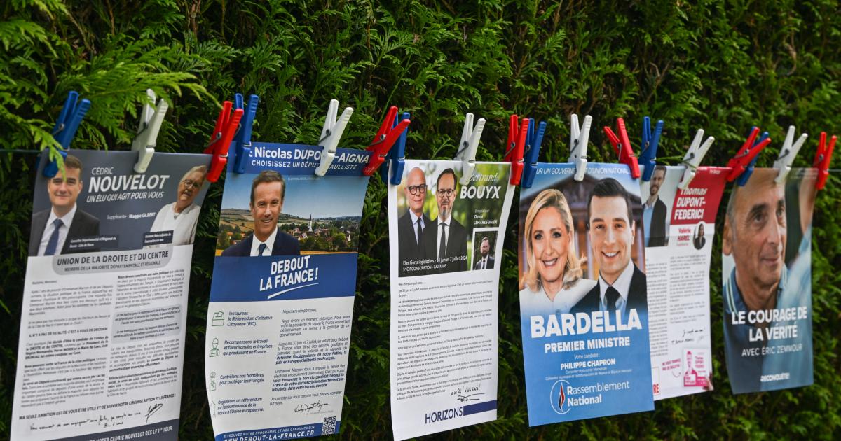 Carteles electorales en Francia.