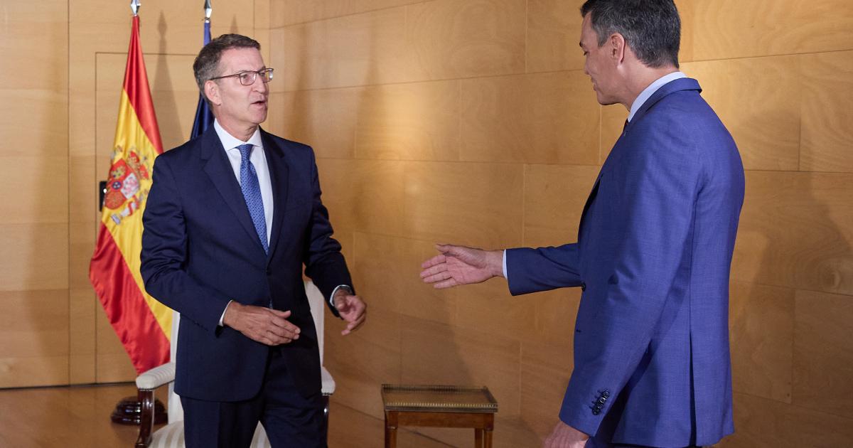 Foto de archivo de Feijóo y Pedro Sánchez.