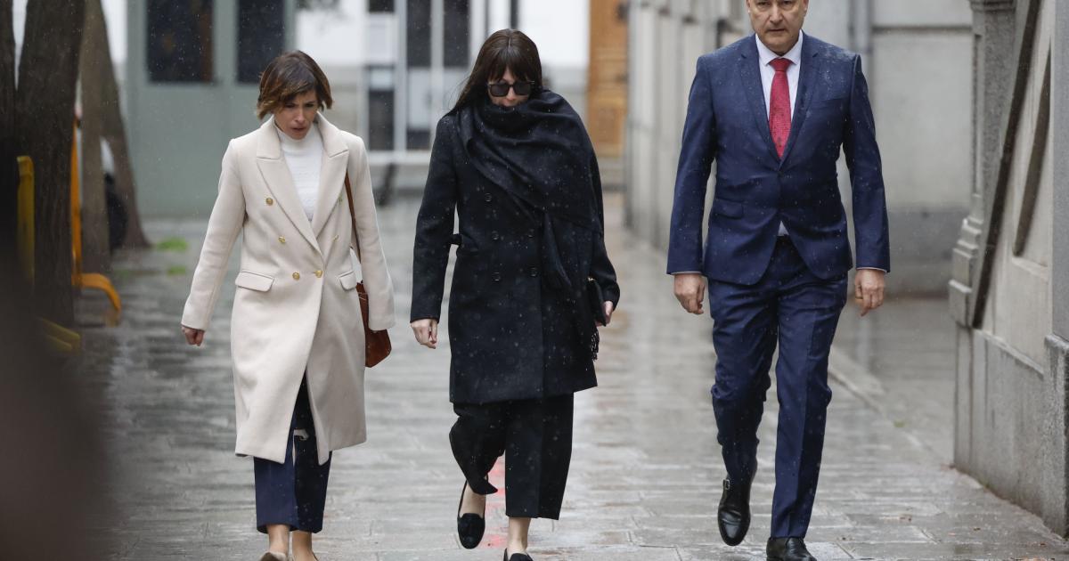 l juez que investiga el caso Koldo en el Tribunal Supremo (TS) toma este jueves declaración a varios testigos, entre ellos a Jéssica Rodríguez, la mujer que según la Guardia Civil mantenía una "relación particular" con el exministro José Luis Ábalos, y a la que la trama habría pagado el alquiler de una vivienda en Madrid.