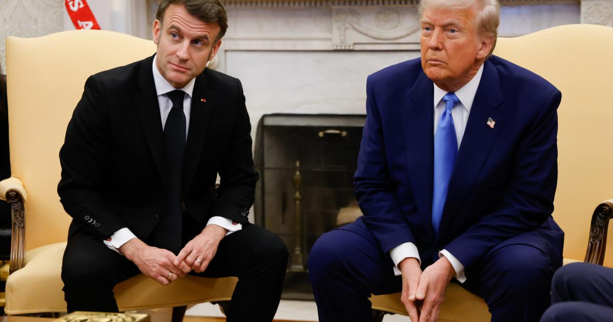 Foto de la reunión entre Emmanuel Macron y Donald Trump.