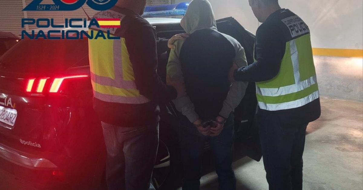 La Policía Nacional detiene a cuatro personas por amenazar y obligar a hacer un bizum