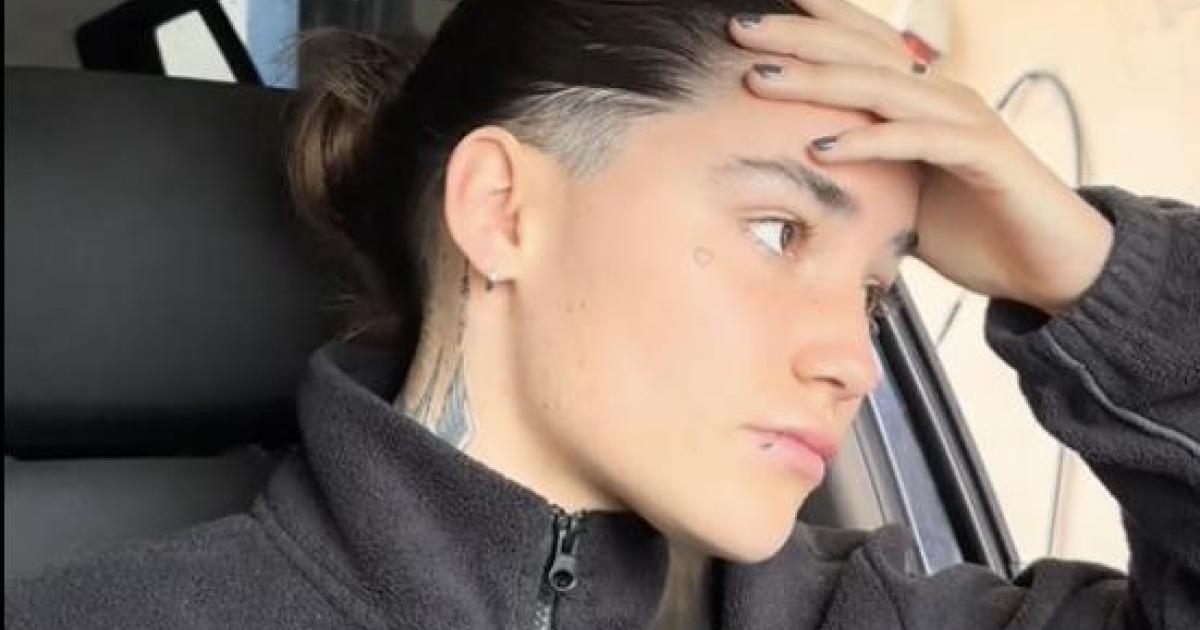 La joven tiktoker, Rebecca Graham, en su visita a la ITV.