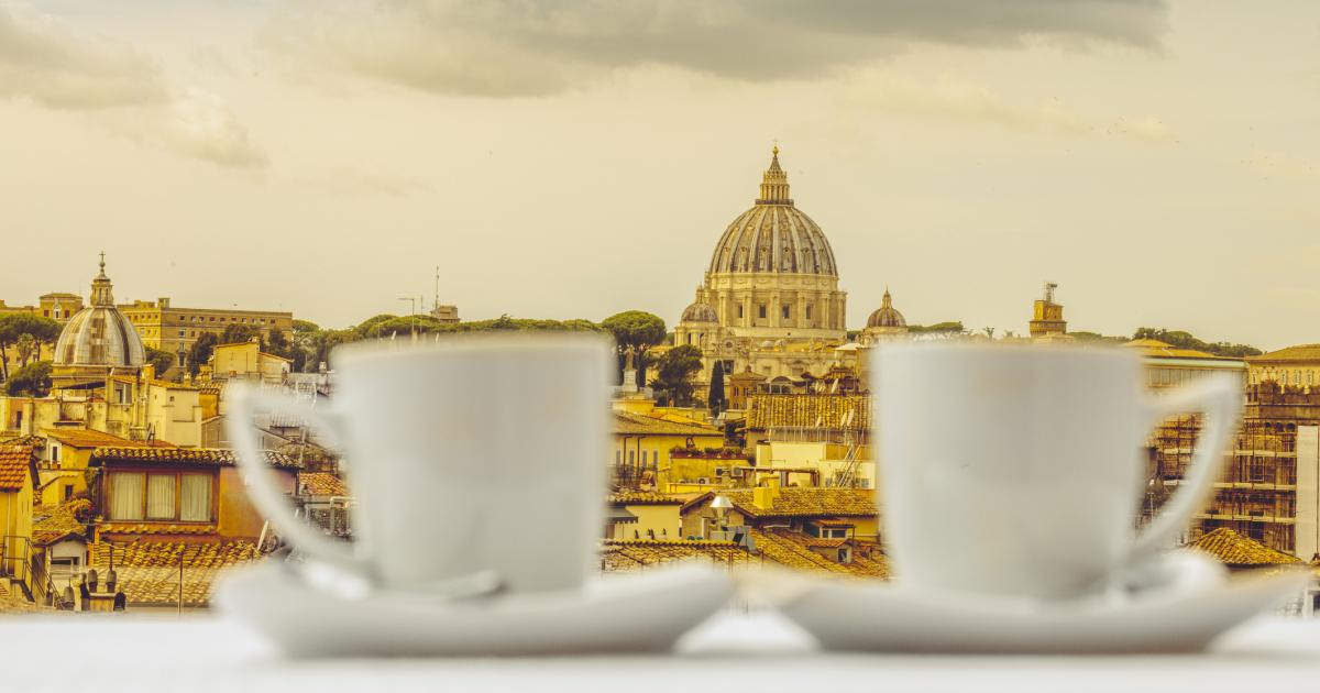 Imagen de archivo de vistas del casco histórico de Roma (Italia), desde una terraza.