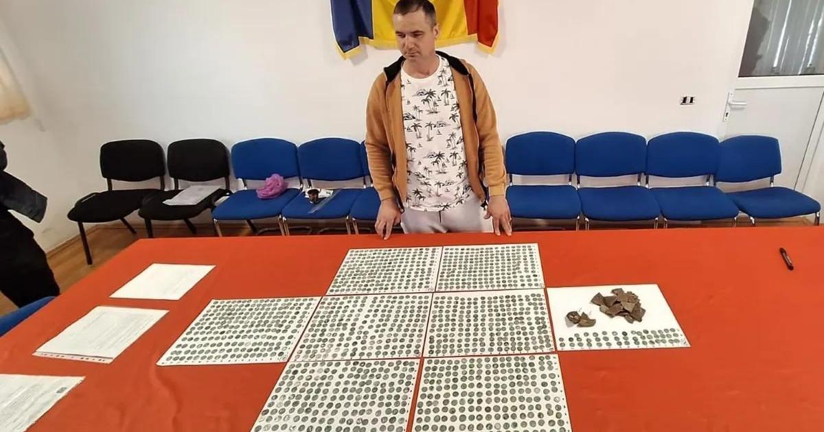La colección de denares romanos que ha encontrado  Marius Mangeac en Rumanía.