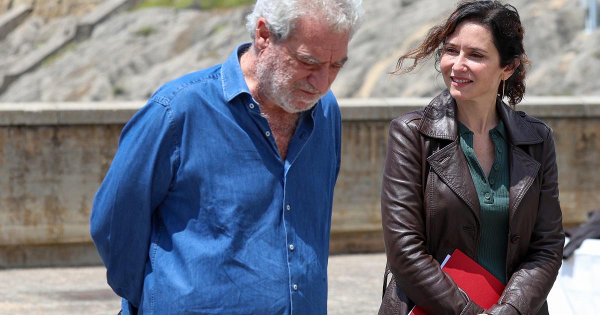 El asesor de la presidenta madrileña, Miguel Ángel Rodríguez, con Isabel Díaz Ayuso; en una imagen de archivo.