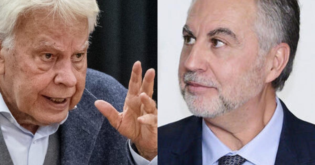 El expresidente del Gobierno Felipe González y el director de 'Más de uno' en Onda Cero, Carlos Alsina; en sendas imágenes de archivo.