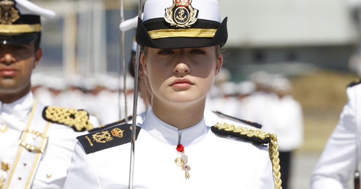 Un bello primer plano de la princesa Leonor de este miércoles en el que recibió la Gran Cruz del Mérito Naval .