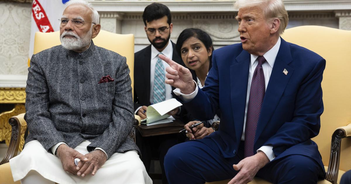 Foto del pasado mes de febrero de la reunión entre el primer ministro indio, Narendra Modi, y el presidente de EEUU, Donald Trump.