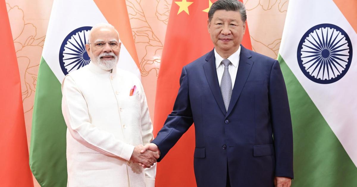Xi Jinping y Narendra Modi este domingo en Tianjin, en China.