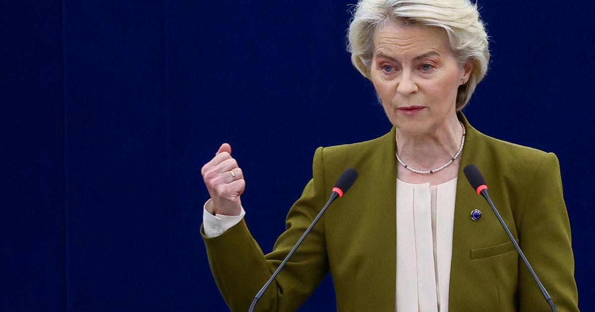 La presidente de la Comisión Europea, Ursula von der Leyen, durante el Debate del Estado de la Unión Europea, en el Parlamento Europeo, Estrasburgo.