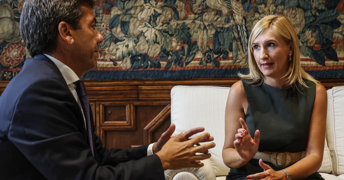 La exconsellera de Emergencias Salomé Pradas, y el president de la Generalitat Valenciana, Carlos Mazón; en una imagen de archivo.