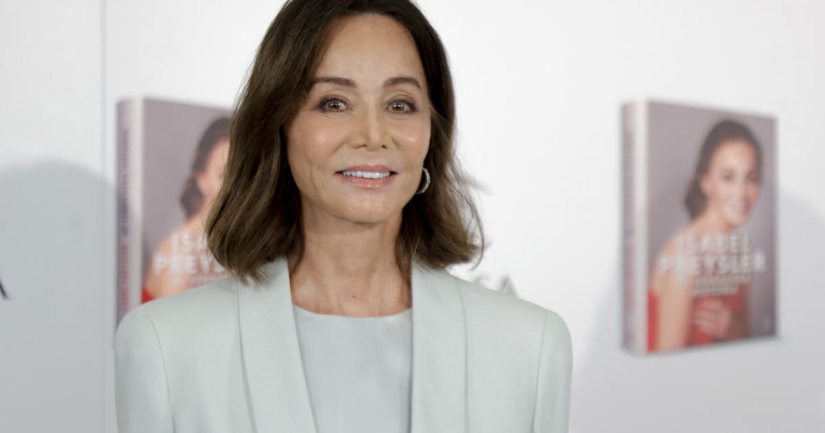 Isabel Preysler durante la presentación de 'Mi verdadera historia' en Madrid.