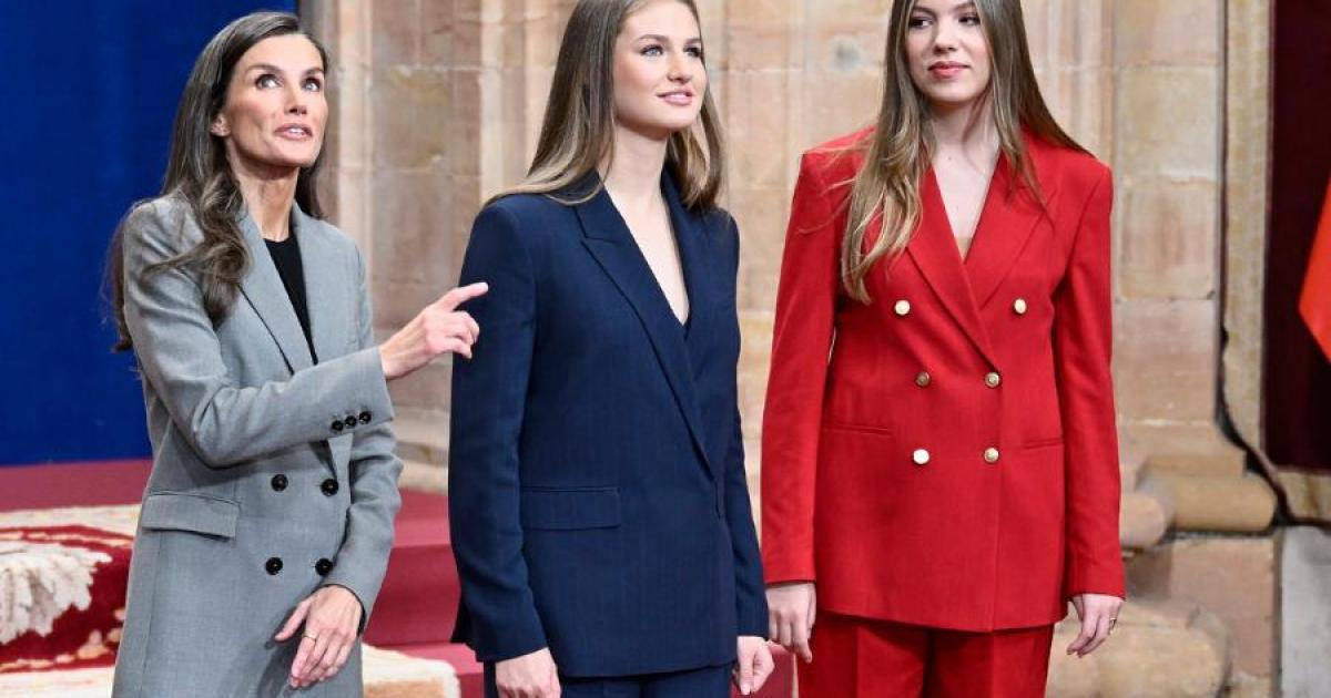 Letizia, Leonor y Sofía llegan a las audiencias con los premiados de los Princesa de Asturias