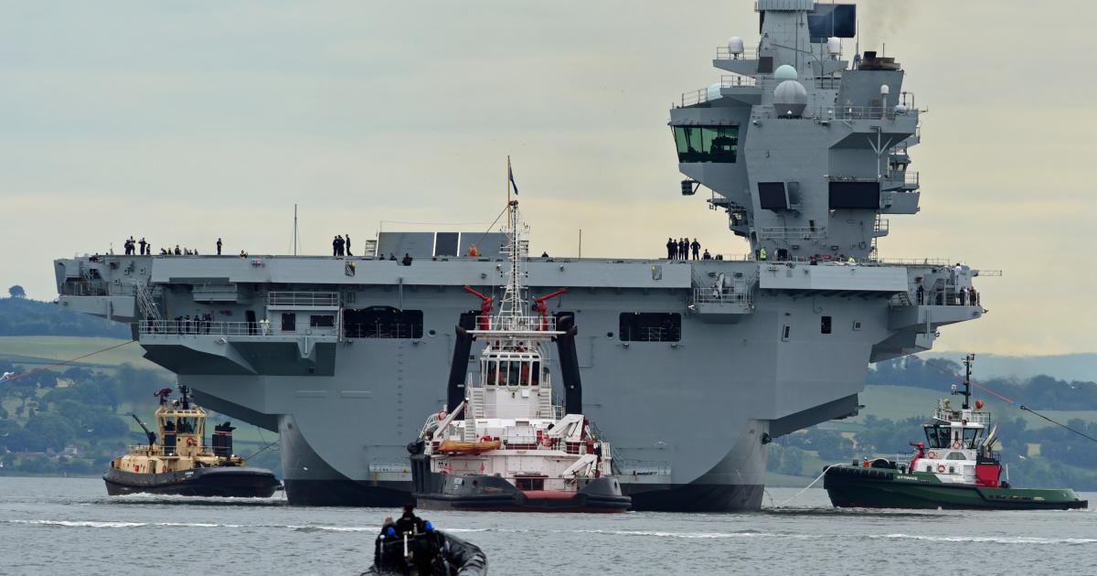 Buques de la Armada británica en aguas escocesas